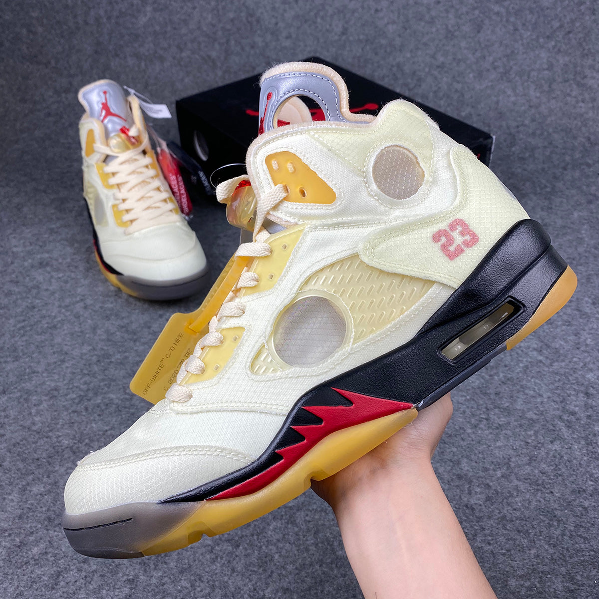 Gebroken wit x Air Jordan 5 SP 'Sail' 