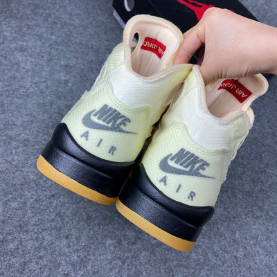 Gebroken wit x Air Jordan 5 SP 'Sail' 