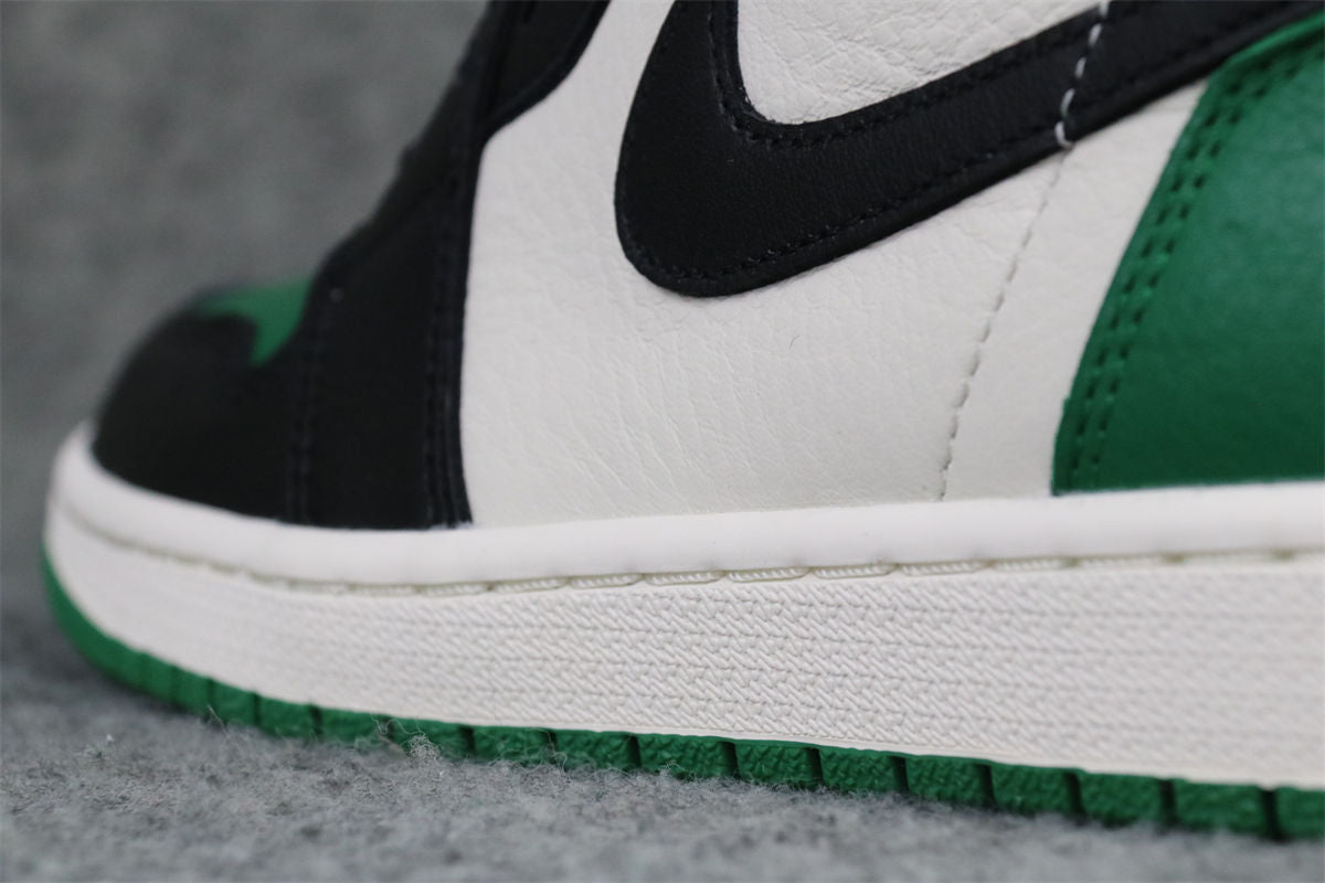 Air Jordan 1 Retro High UND 'Pine Green'