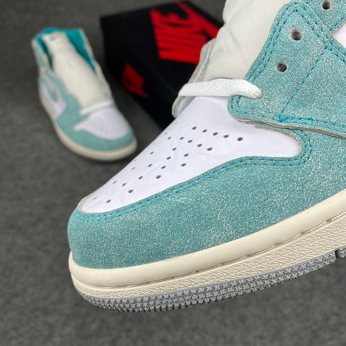 Jordan 1 Retro High OG Turbo Green