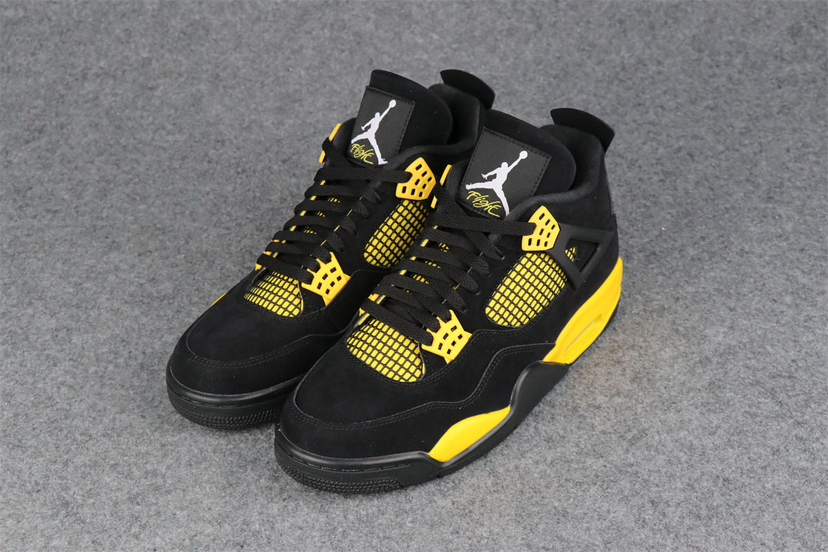 Air Jordan 4 Retro 'Thunder' 2023