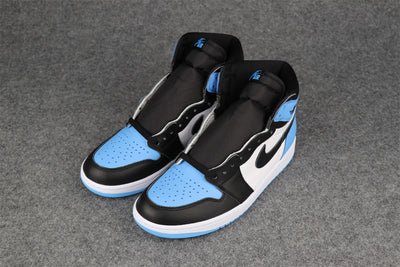 Air Jordan 1 Retro High UND 'UNC Toe'