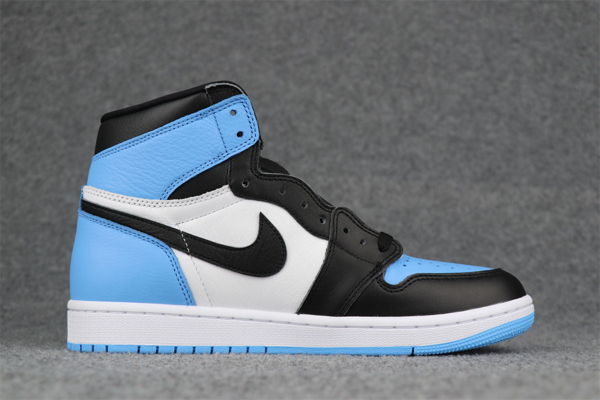 Air Jordan 1 Retro High UND 'UNC Toe'