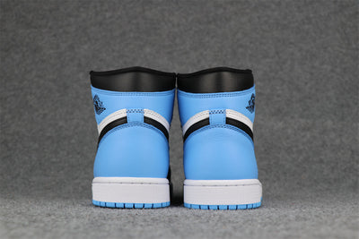 Air Jordan 1 Retro Hoge OG 'UNC Toe' 