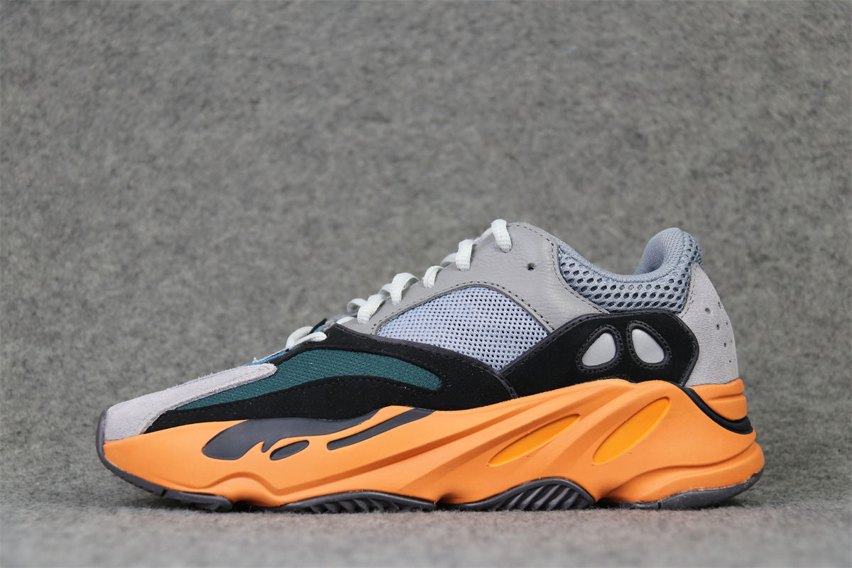 Yeezy Boost 700 « Wash Orange » 