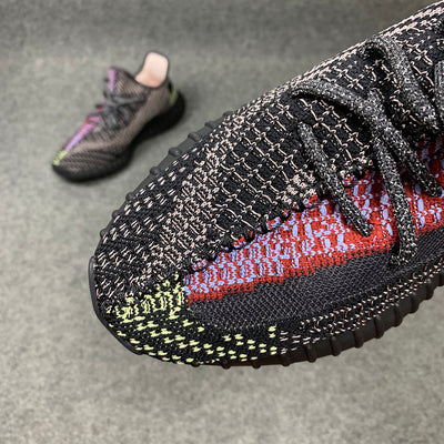 Yeezy Boost 350 V2 'Yecheil Réfléchissant'