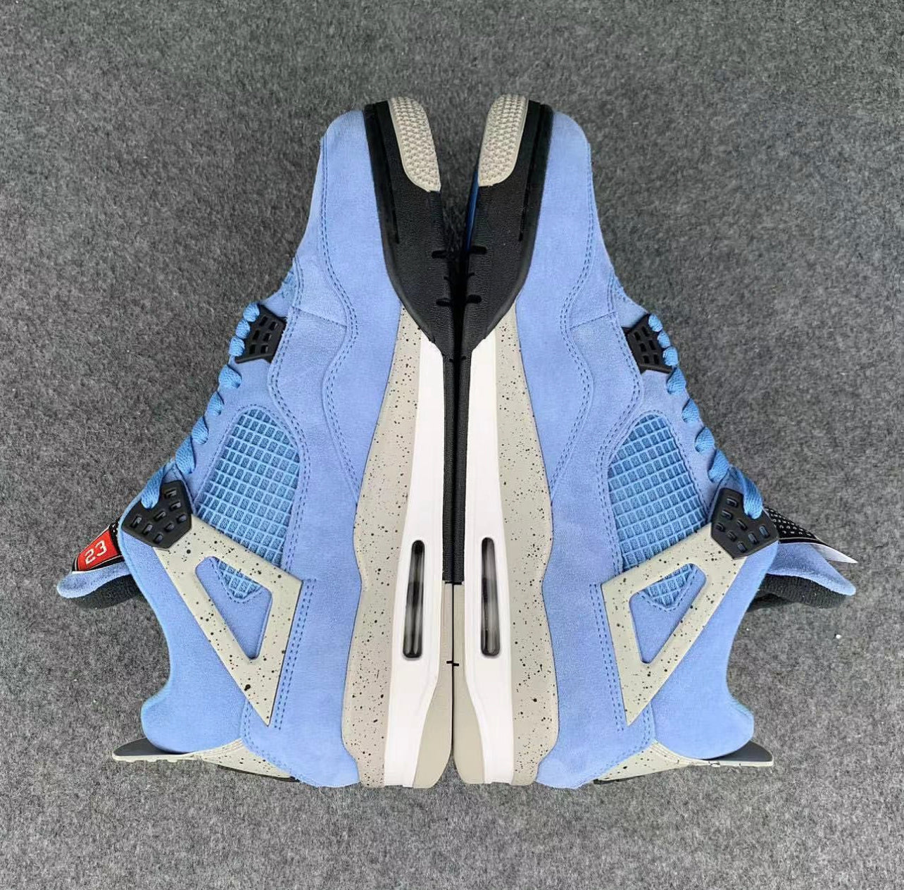 Air Jordan 4 Retro Universiteitsblauw